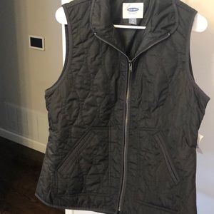 Black vest - old navy